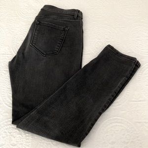 Ann Taylor modern skinny 30/10 black jean